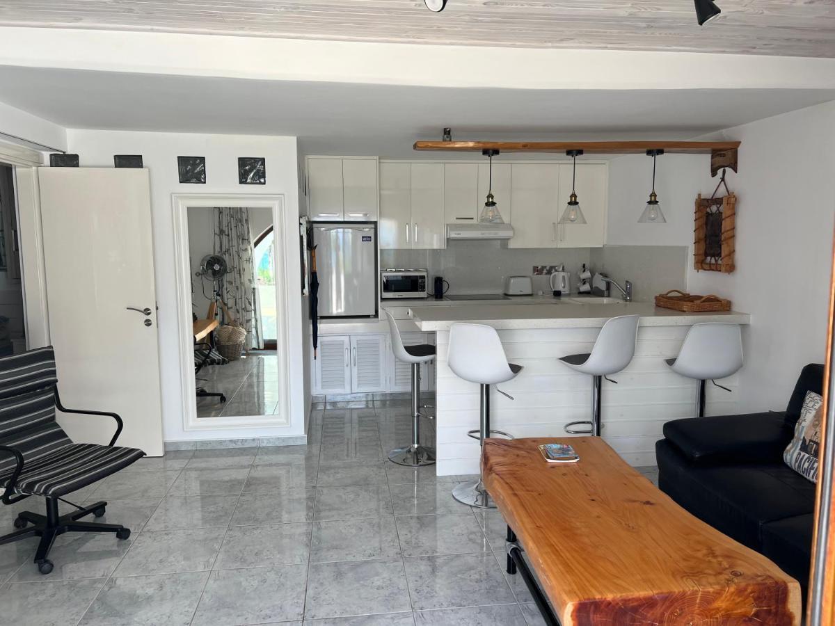 Pissouri Beach Front Apartments Kültér fotó