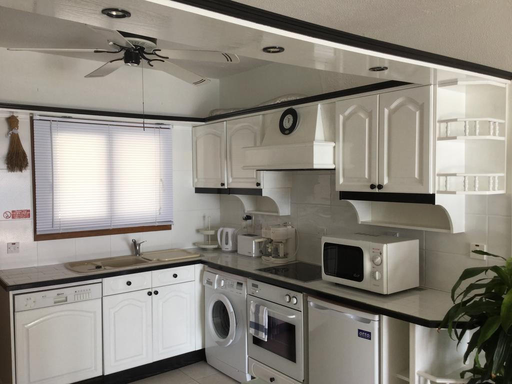 Pissouri Beach Front Apartments Kültér fotó